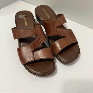 Naturalizer Leather Sandals